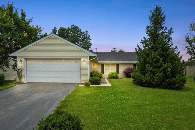 1S670 Manchester Lane, Warrenville, IL 60555