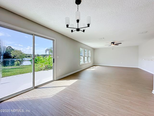 11855 ALEXANDRA Drive, Jacksonville, FL 32218