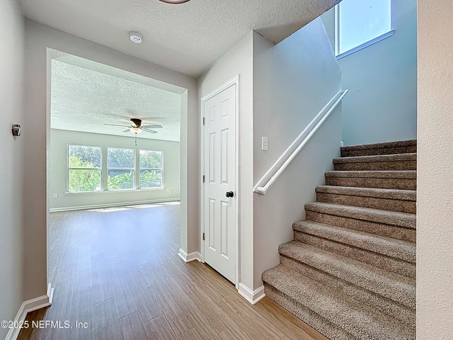 11855 ALEXANDRA Drive, Jacksonville, FL 32218