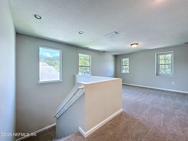 11855 ALEXANDRA Drive, Jacksonville, FL 32218