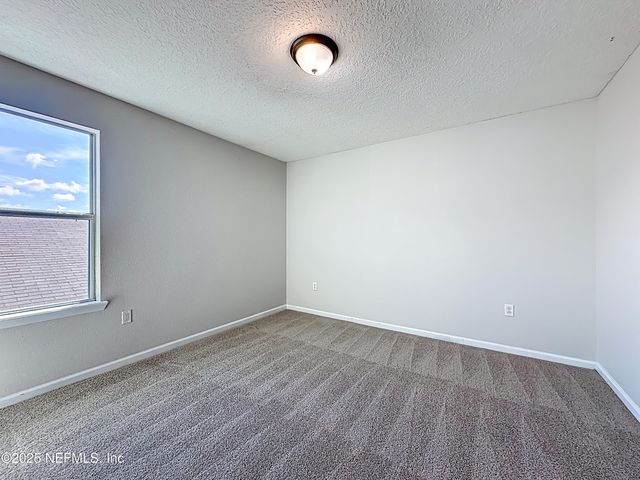 11855 ALEXANDRA Drive, Jacksonville, FL 32218
