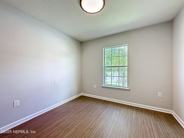 11855 ALEXANDRA Drive, Jacksonville, FL 32218