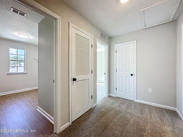 11855 ALEXANDRA Drive, Jacksonville, FL 32218