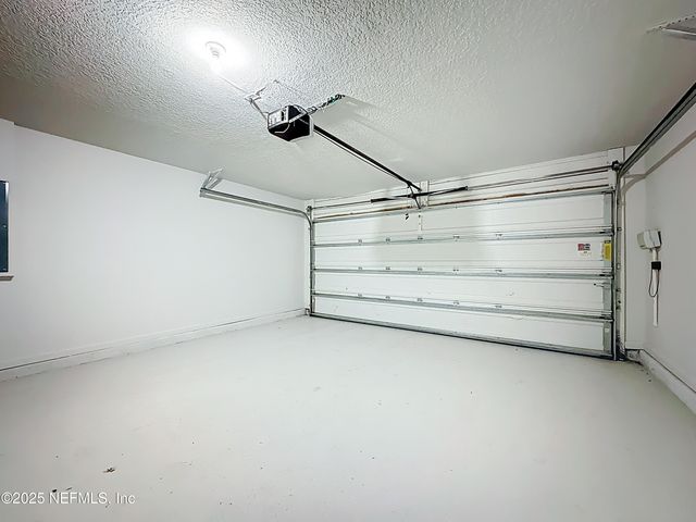 11855 ALEXANDRA Drive, Jacksonville, FL 32218