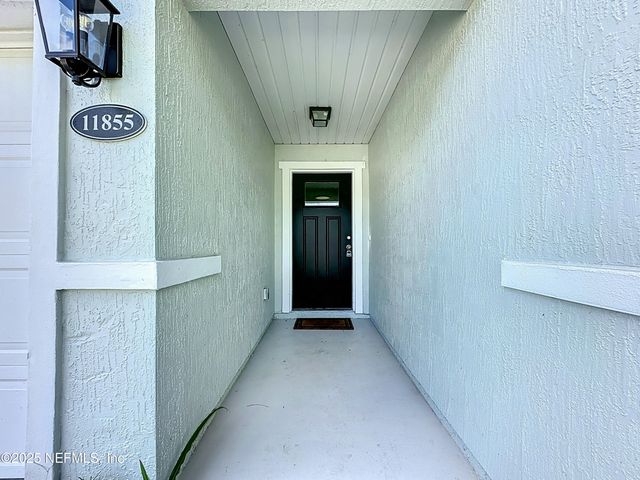 11855 ALEXANDRA Drive, Jacksonville, FL 32218