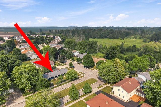 1632 Parkway DRIVE, Port Washington, WI 53074