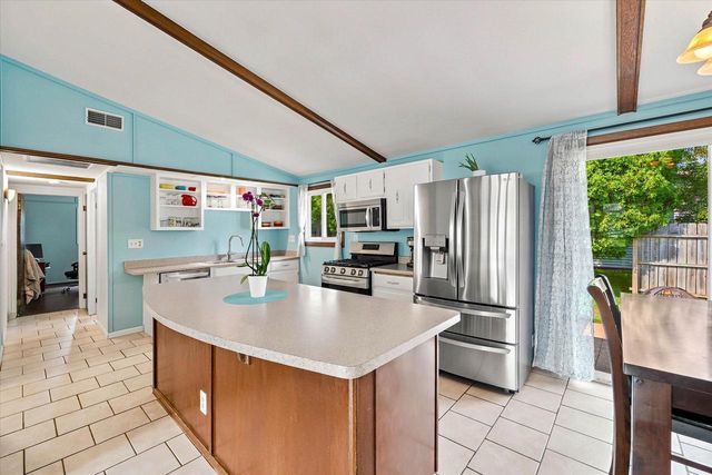 1632 Parkway DRIVE, Port Washington, WI 53074