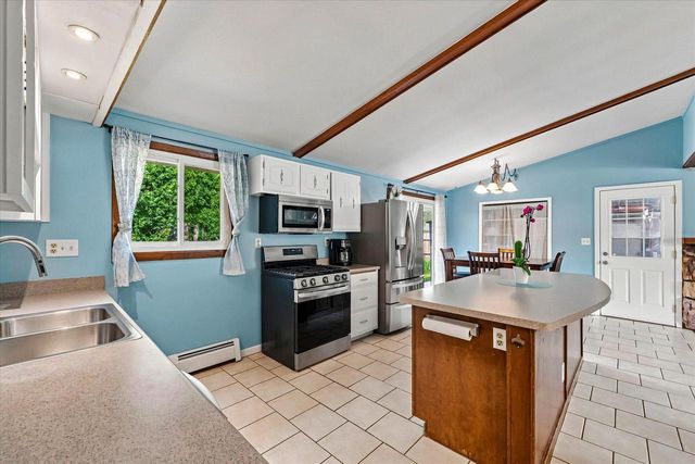 1632 Parkway DRIVE, Port Washington, WI 53074