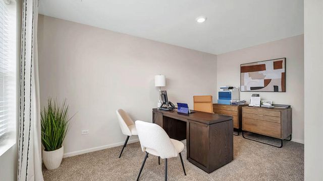 515 E 120th Place, Crown Point, IN 46307