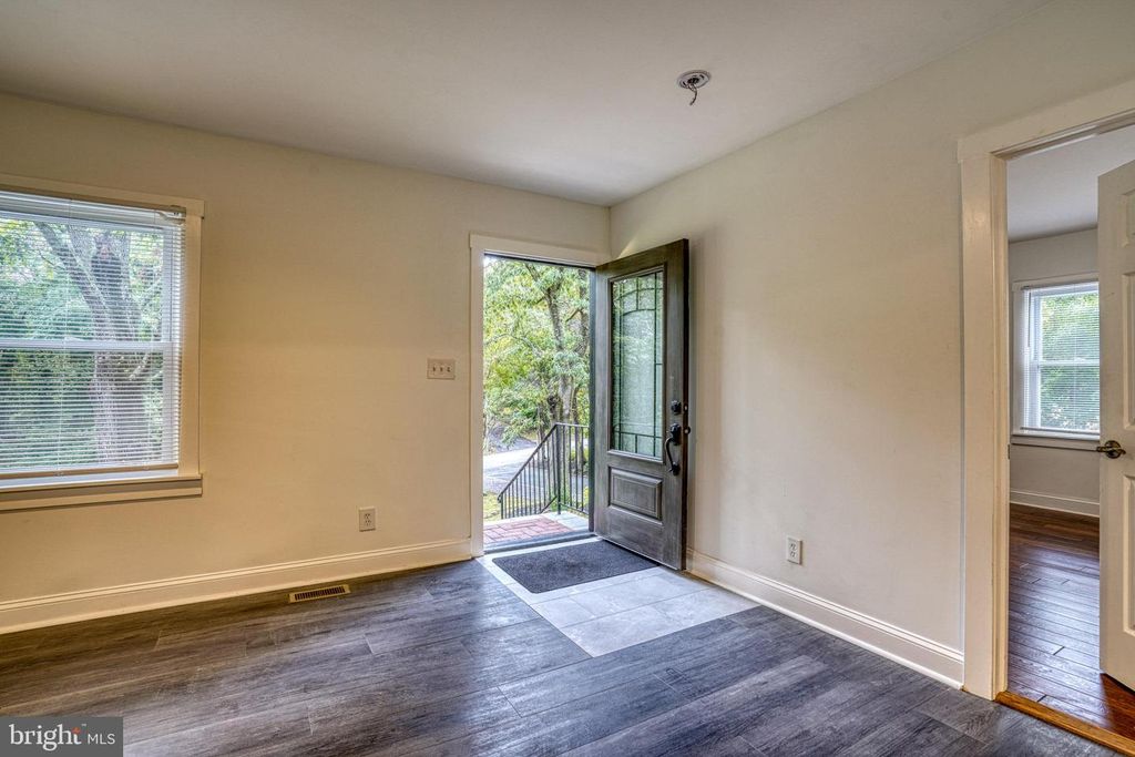 228 DUBOIS RD, Annapolis, MD 21401