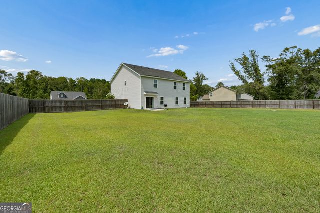 618 Bledsoe Drive, Guyton, GA 31312