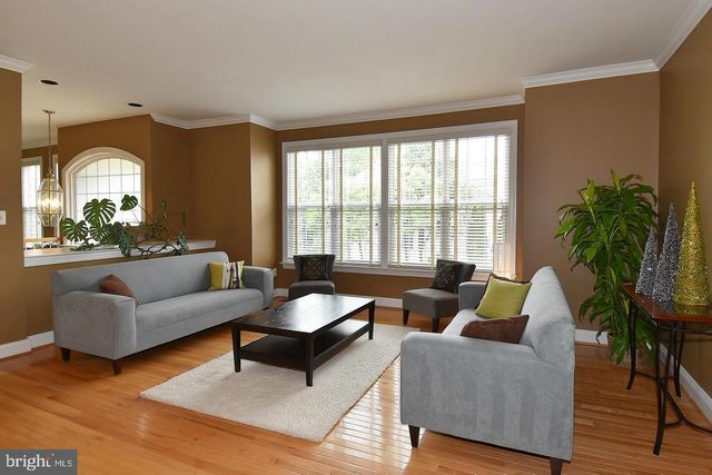4281 KEARNY LN, Fairfax, VA 22033