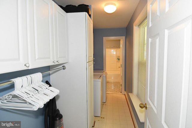 4281 KEARNY LN, Fairfax, VA 22033