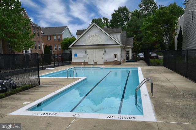 4281 KEARNY LN, Fairfax, VA 22033