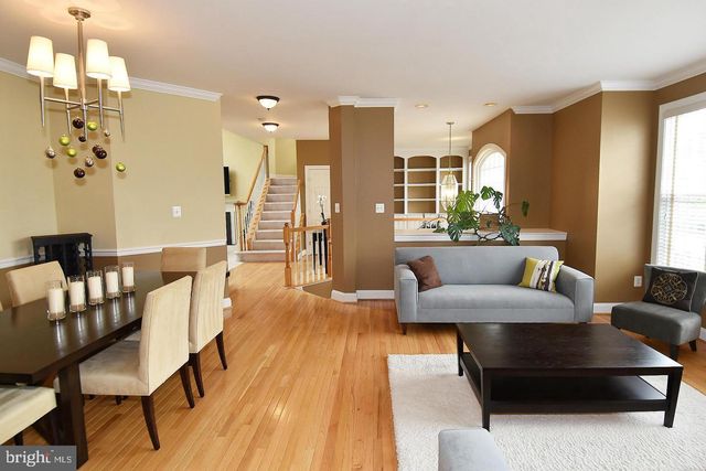 4281 KEARNY LN, Fairfax, VA 22033