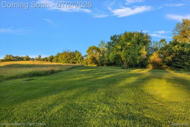 54230 Card Road, Macomb Township, MI 48042