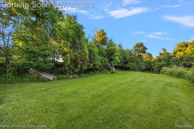 54230 Card Road, Macomb Township, MI 48042