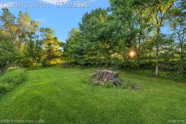 54230 Card Road, Macomb Township, MI 48042