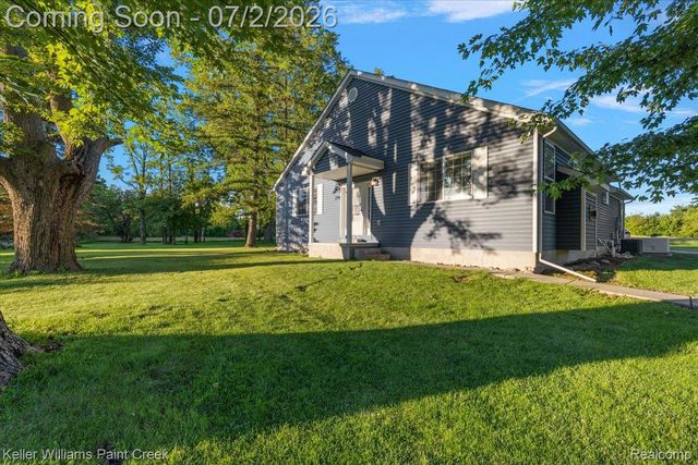 54230 Card Road, Macomb Township, MI 48042