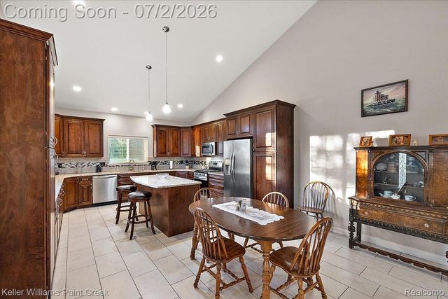 54230 Card Road, Macomb Township, MI 48042
