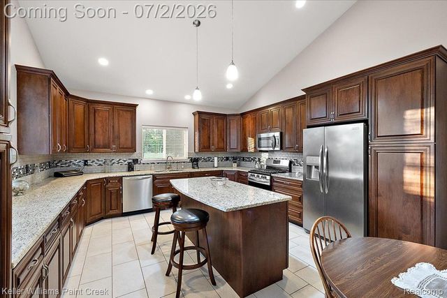 54230 Card Road, Macomb Township, MI 48042