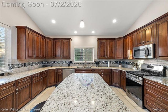 54230 Card Road, Macomb Township, MI 48042