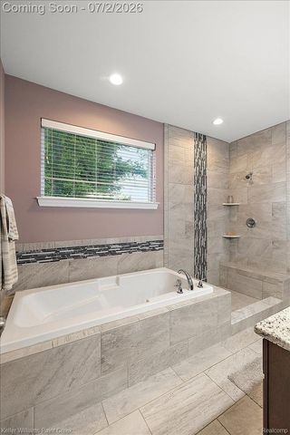 54230 Card Road, Macomb Township, MI 48042