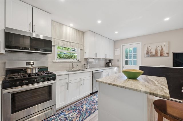 46120 Sunset Street, Northville, MI 48167