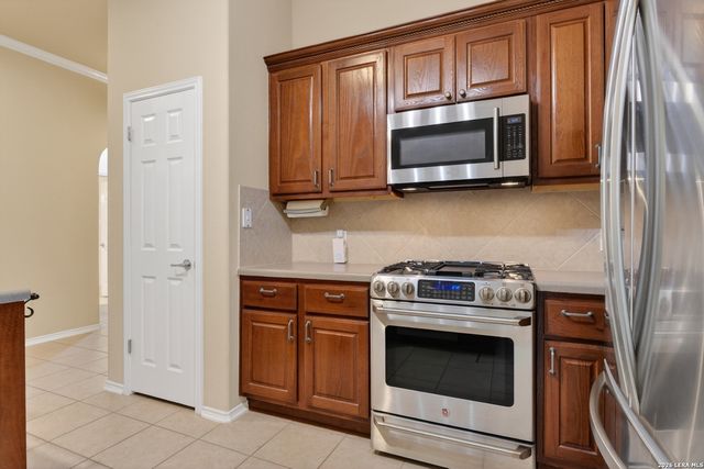 214 Aster Trail, San Antonio, TX 78256