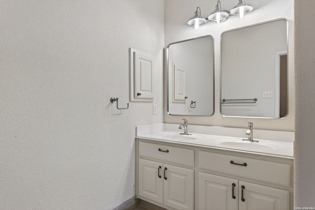 214 Aster Trail, San Antonio, TX 78256