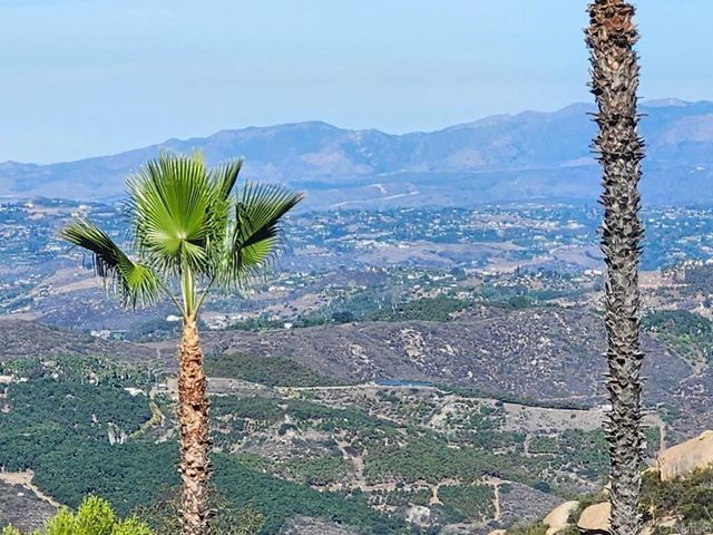 Sage Hill Way, Escondido, CA 92026
