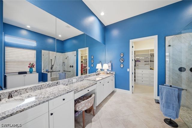 8816 Savona CT, Naples, FL 34119
