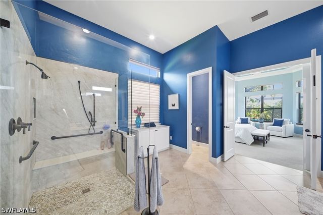 8816 Savona CT, Naples, FL 34119