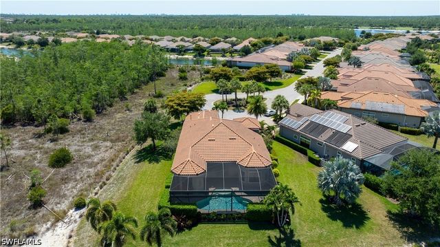 8816 Savona CT, Naples, FL 34119