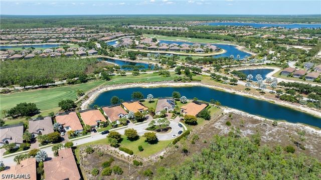 8816 Savona CT, Naples, FL 34119