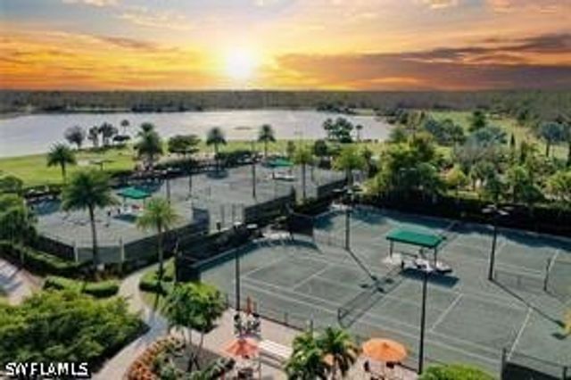 8816 Savona CT, Naples, FL 34119