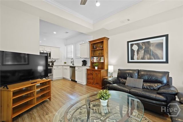 856 E 35th Street, Savannah, GA 31401