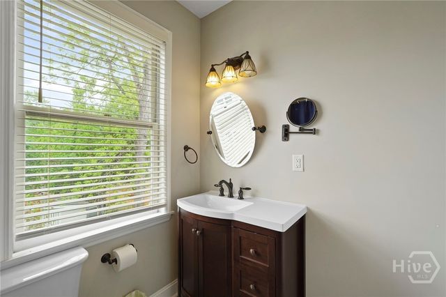 856 E 35th Street, Savannah, GA 31401