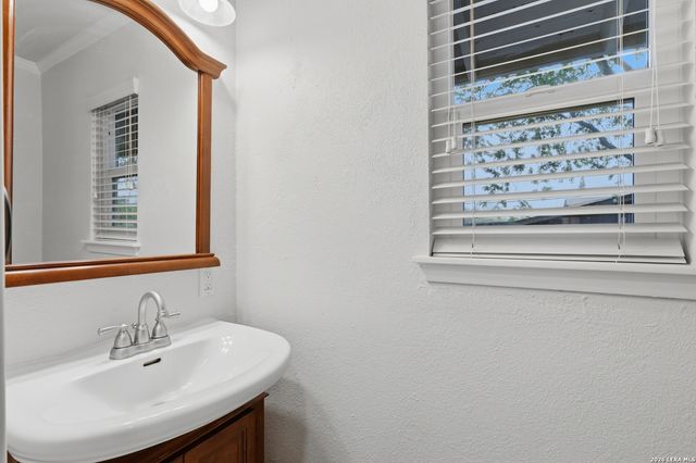 603 Tammy Dr, San Antonio, TX 78216