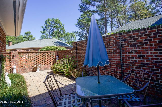 3 Drayton Court, Southern Pines, NC 28387