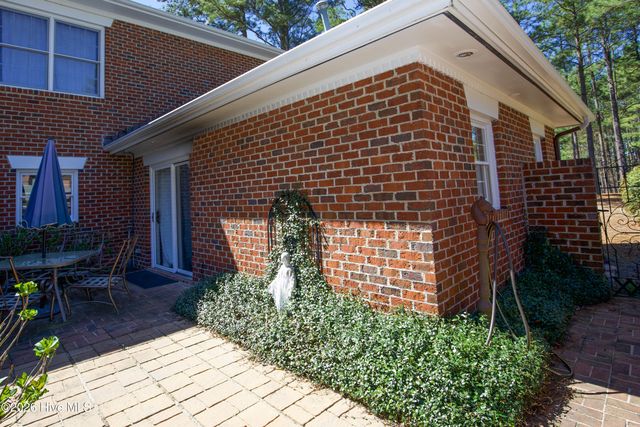3 Drayton Court, Southern Pines, NC 28387