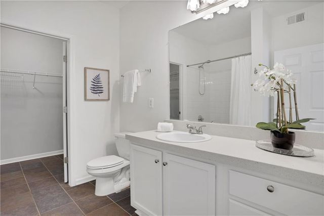 2700 Pine Tree Road NE 1017, Atlanta, GA 30324