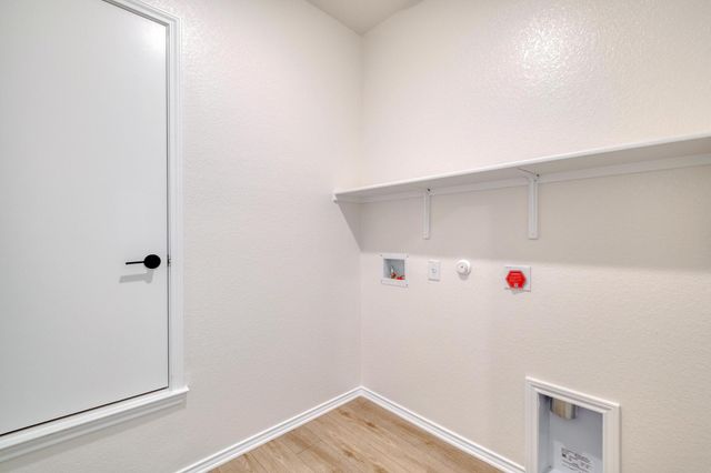15101 Onager PASS, Manor, TX 78653