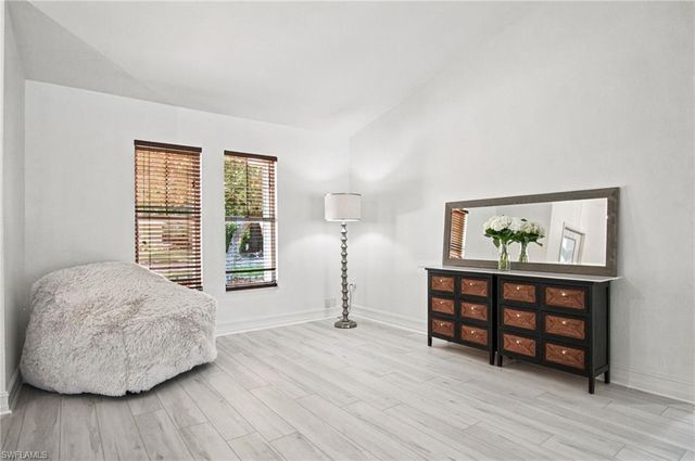 2667 River Reach DR, Naples, FL 34104