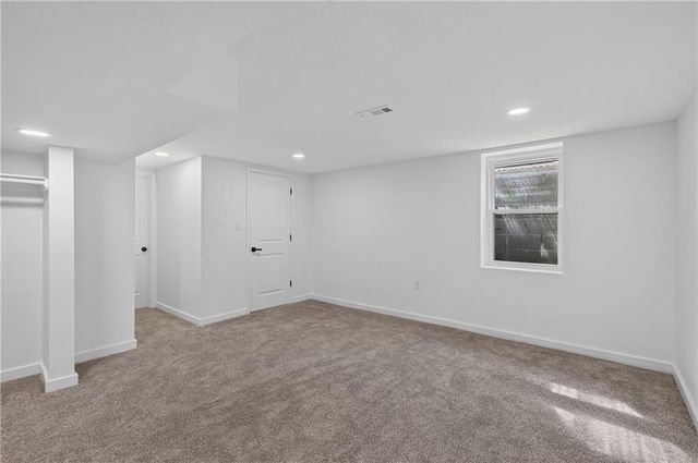 3737 N Walrond Avenue, Kansas City, MO 64117