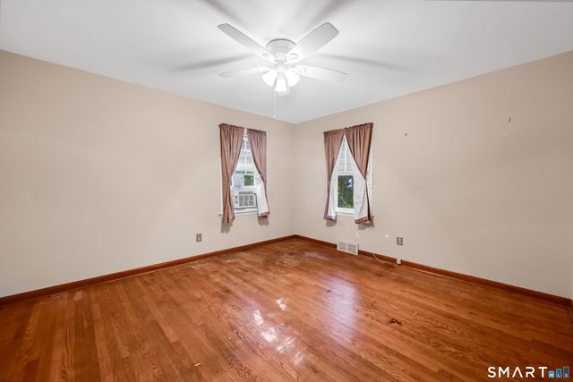 95 Lake Avenue, Trumbull, CT 06611