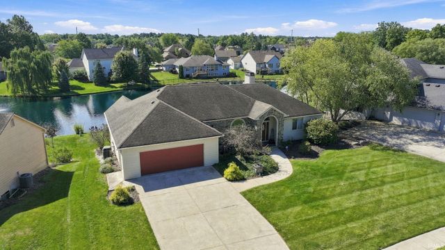 910 Calverton Court, Fort Wayne, IN 46825