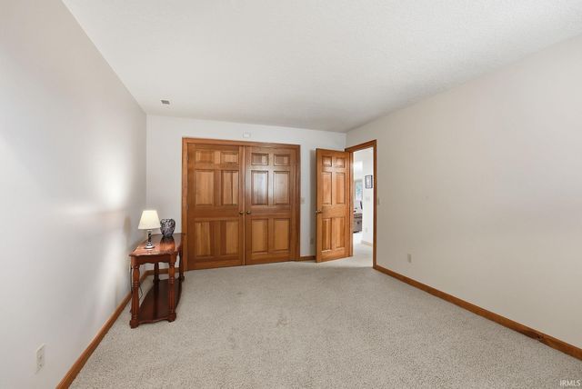 910 Calverton Court, Fort Wayne, IN 46825