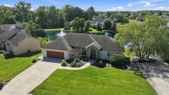 910 Calverton Court, Fort Wayne, IN 46825