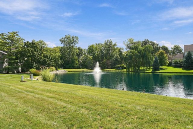 910 Calverton Court, Fort Wayne, IN 46825